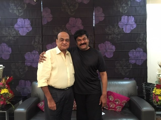 Roja Ramani And Chakrapani Couple Congratulate Megastar Chiranjeevi For ...