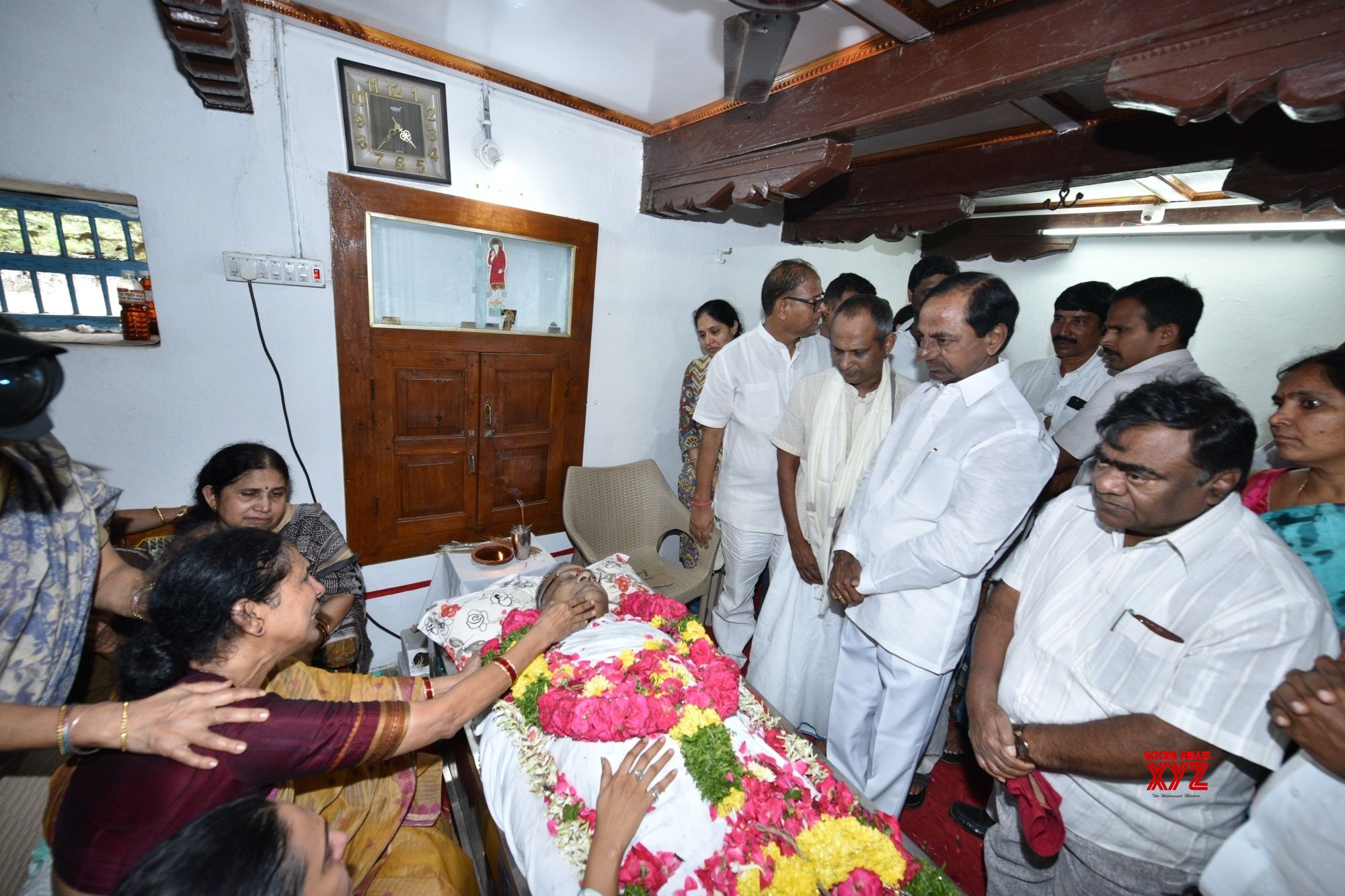 Hyderabad: Former MP Manik Reddy passes away, Chandrashekar Rao pays ...