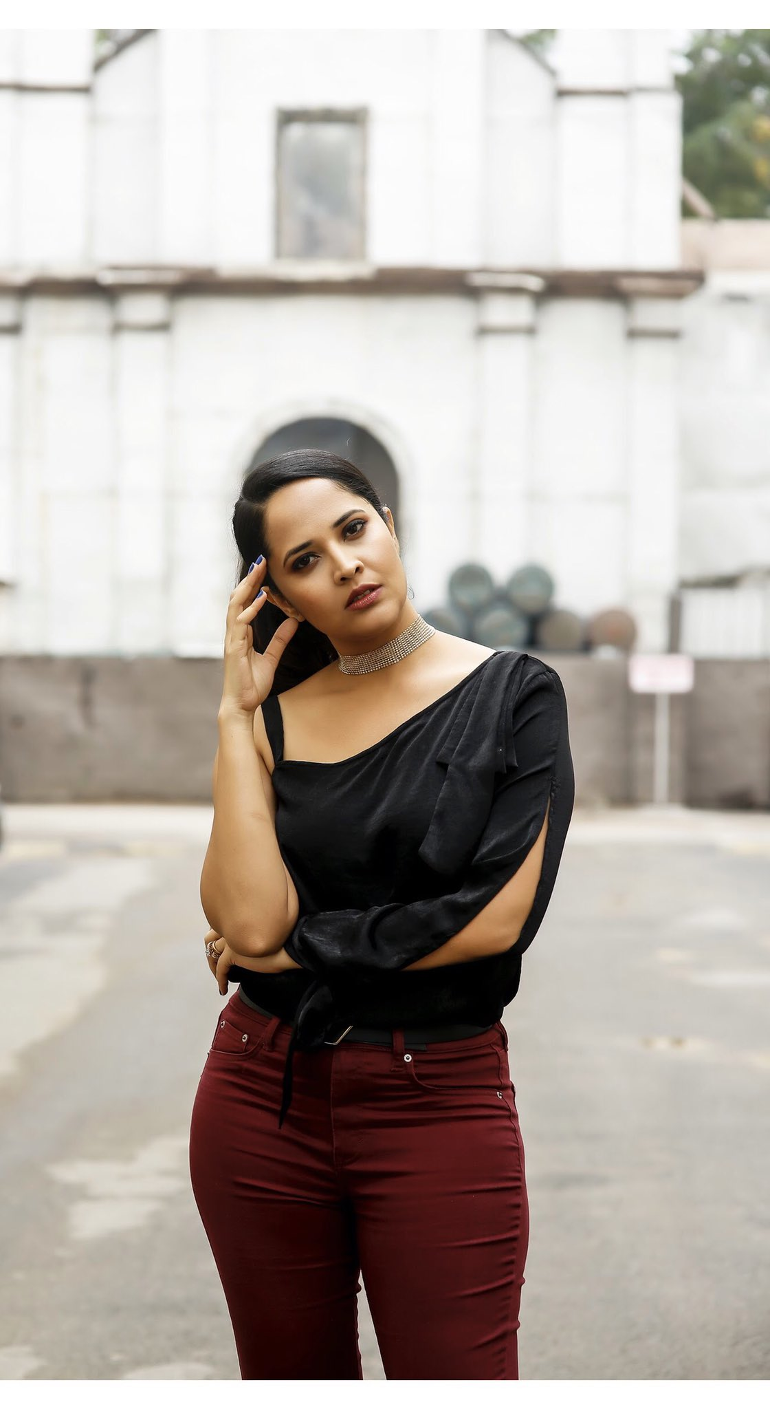 Actress Anasuya Bharadwaj Latest Glam Stills - Social News XYZ