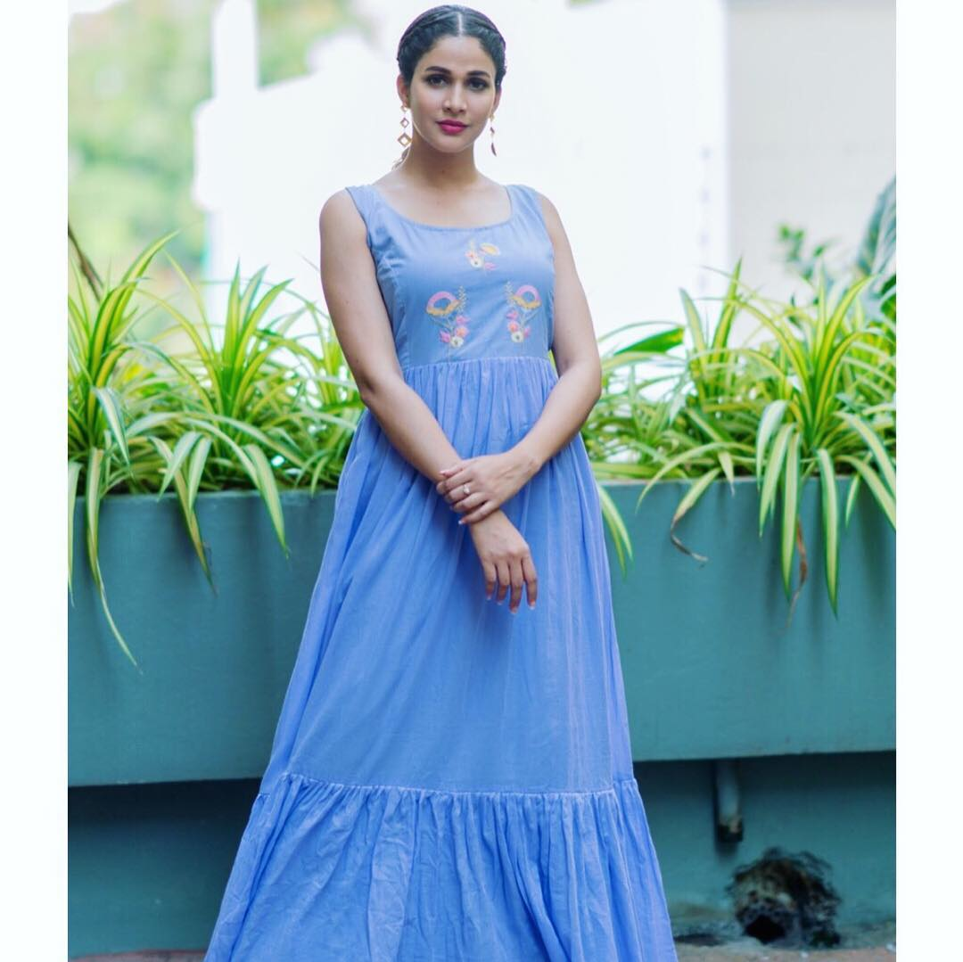 Actress Lavanya Tripathi Hot New Fun Stills - Social News XYZ