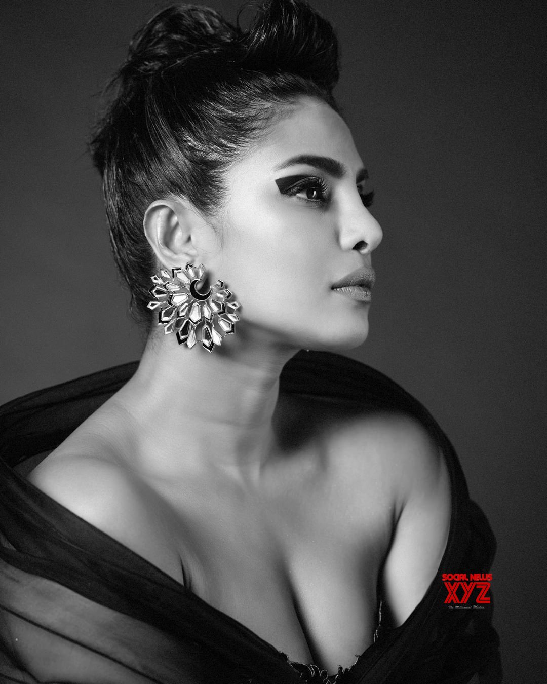 Actress Priyanka Chopra Hot Stills From Harpers Bazaar Singapore Magazine Social News Xyz 