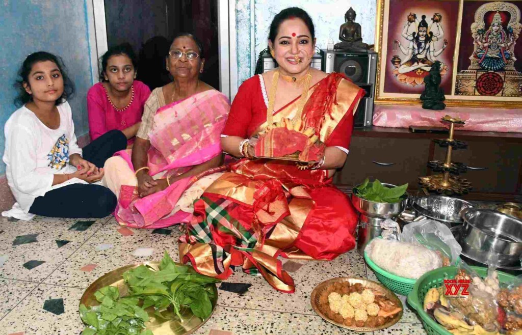 Kolkata: Actress Aparajita Adhya performs rituals of an idol of Goddess