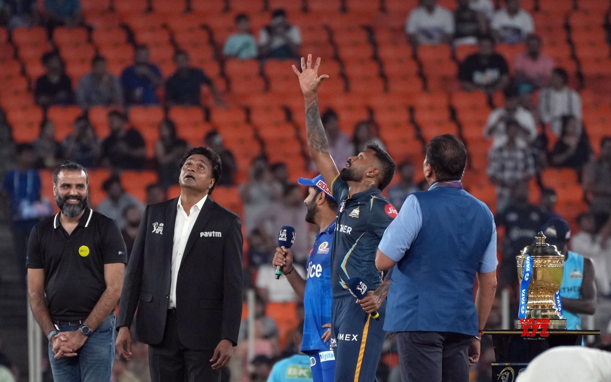 Ahmedabad Mi S Captain Rohit Sharma And Gt S Captain Hardik Pandya