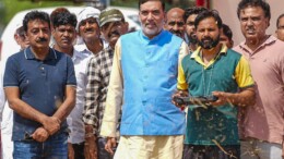 New Delhi: Delhi Environment Minister Gopal Rai during the inauguration of the spraying of Bio De-Composer Mixture for decomposing stubble in New Delhi on Thursday, October 03, 2024. (Photo: IANS)
