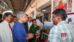 Nashik: Indian Railways Minister Ashwini Vaishnaw interacts with ‘Railway Sahayaks’ at Nasik Road Railway Station, Maharashtra on Friday, October 4, 2024. (Photo: IANS)