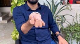 Faridabad: Paralympian Pranav Surma shows his ink-marked finger after casting his vote during the Haryana assembly election in Faridabad on Saturday, October 05, 2024. (Photo: IANS)