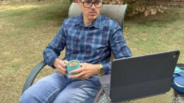 Srinagar: JKNC Vice President Omar Abdullah watches a live broadcast of the voting result of the Jammu and Kashmir assembly elections at his residence in Srinagar on Tuesday, October 08, 2024. (Photo: IANS)