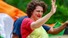 Kodencheri: Congress General Secretary Priyanka Gandhi attends an election rally ahead of Wayanad by-polls elections in Kodencheri on Tuesday, November 05, 2024. (Photo: IANS)