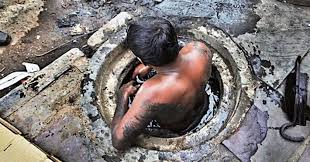 Manual scavenging deaths: KMC contractor who engaged workers arrested (Ld)